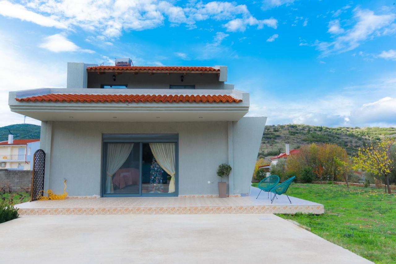 Stellas Guesthouse Near Arachova Stírion Dış mekan fotoğraf