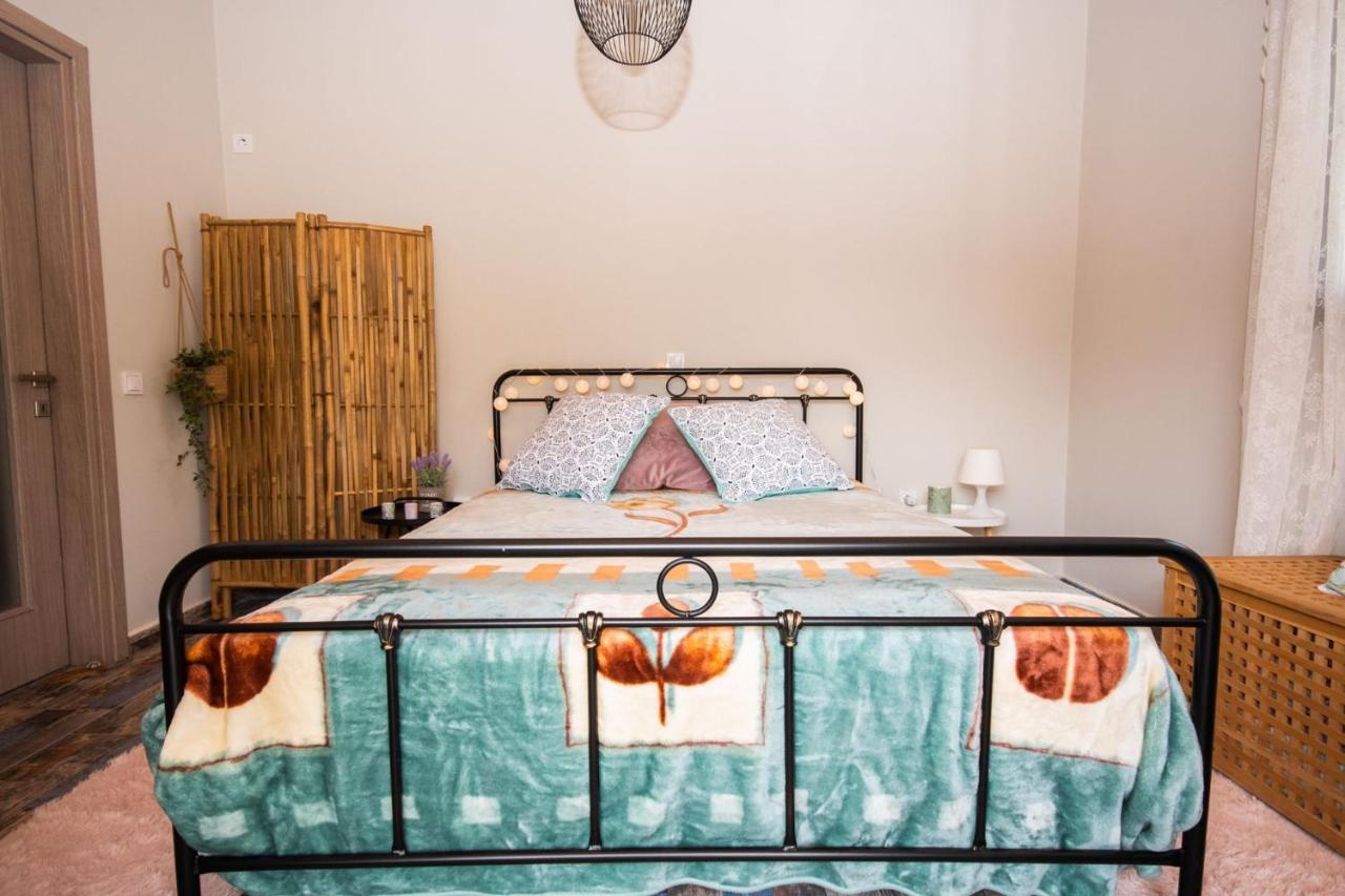 Stellas Guesthouse Near Arachova Stírion Dış mekan fotoğraf