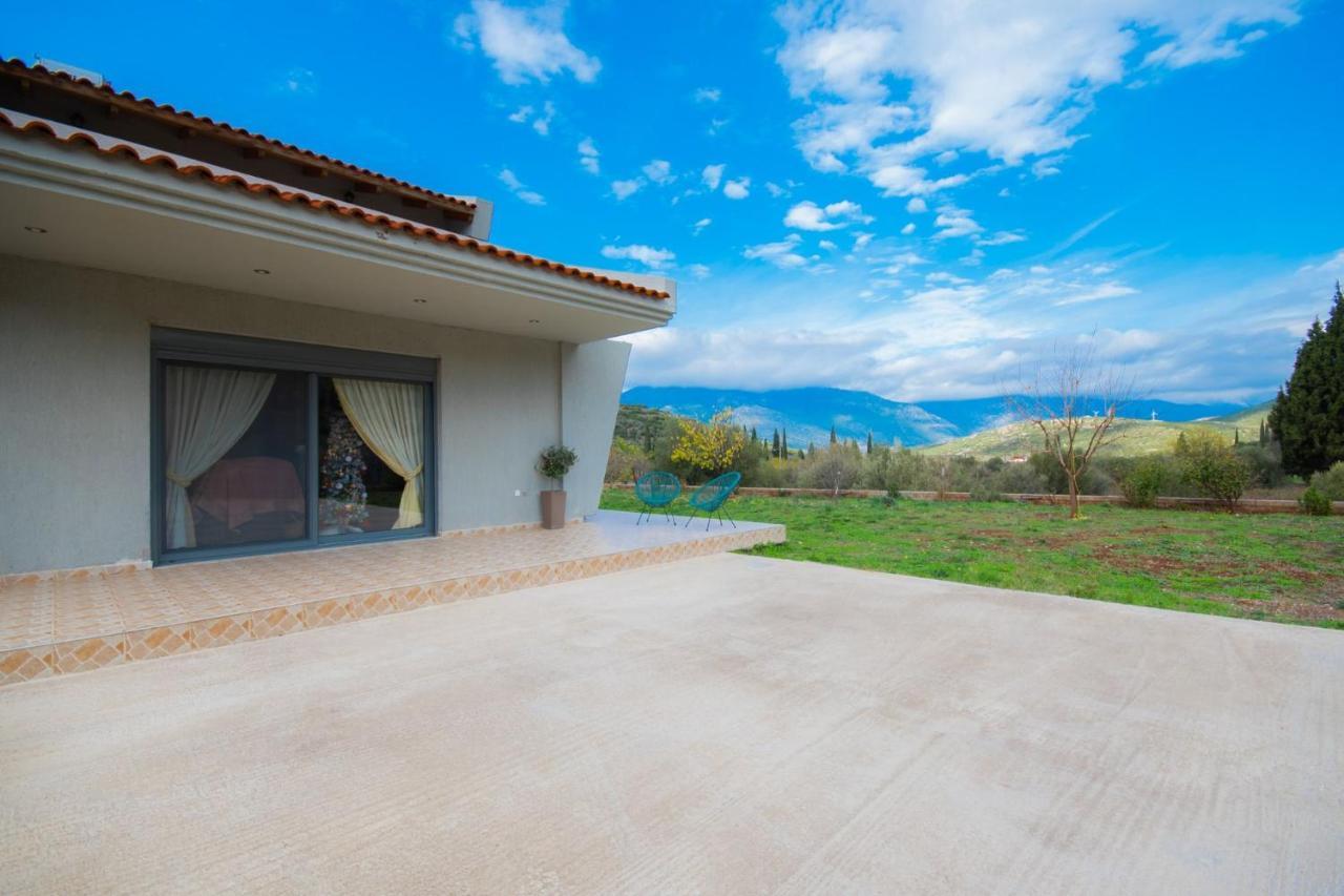 Stellas Guesthouse Near Arachova Stírion Dış mekan fotoğraf