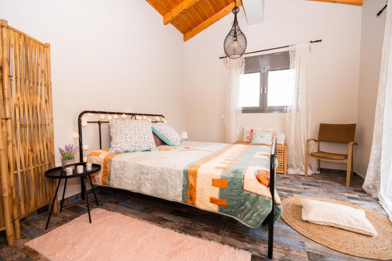 Stellas Guesthouse Near Arachova Stírion Dış mekan fotoğraf